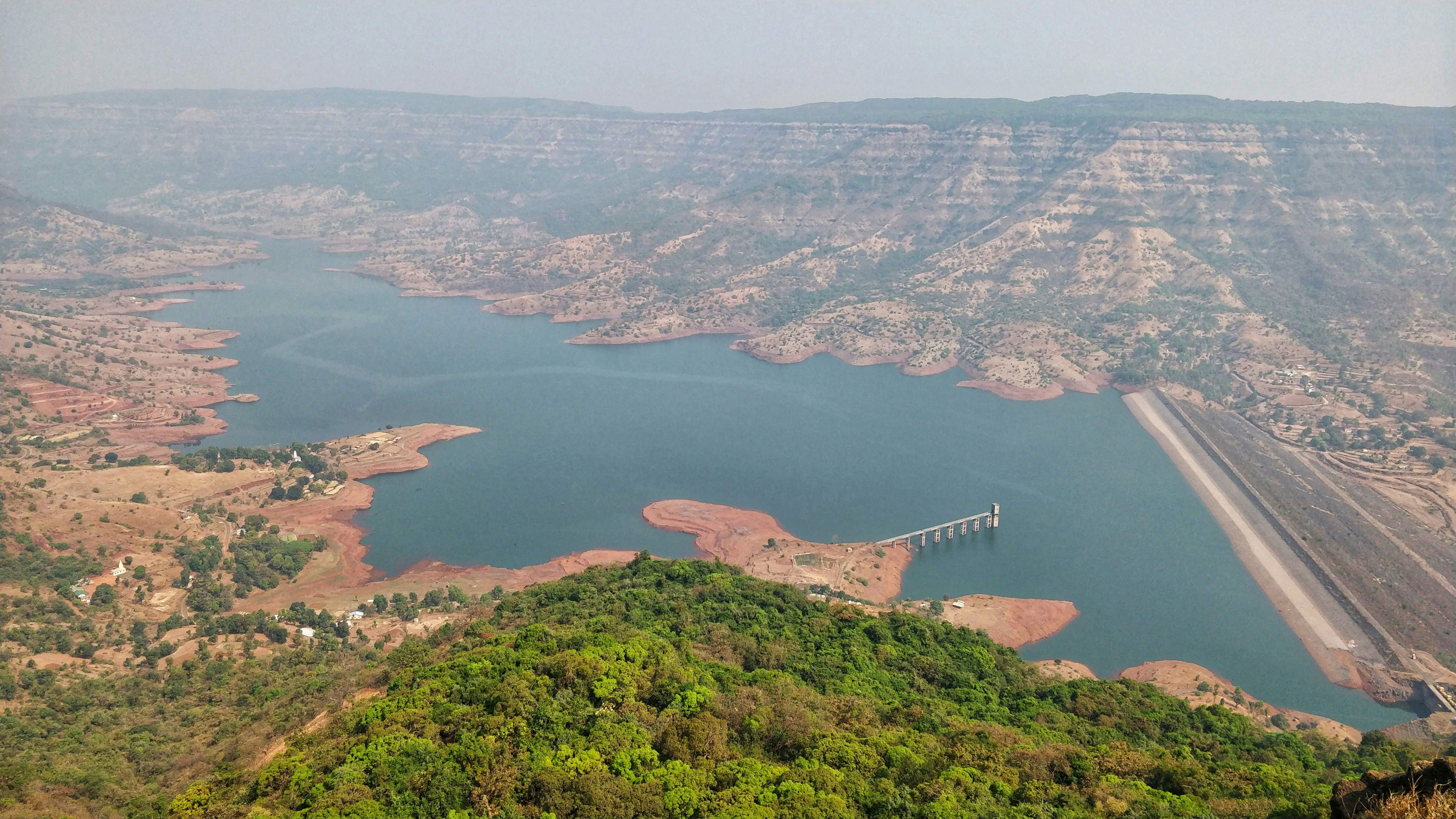 केट्स पॉइंट महाबळेश्वर — दरीच्या काठावरचा निःशब्द क्षण