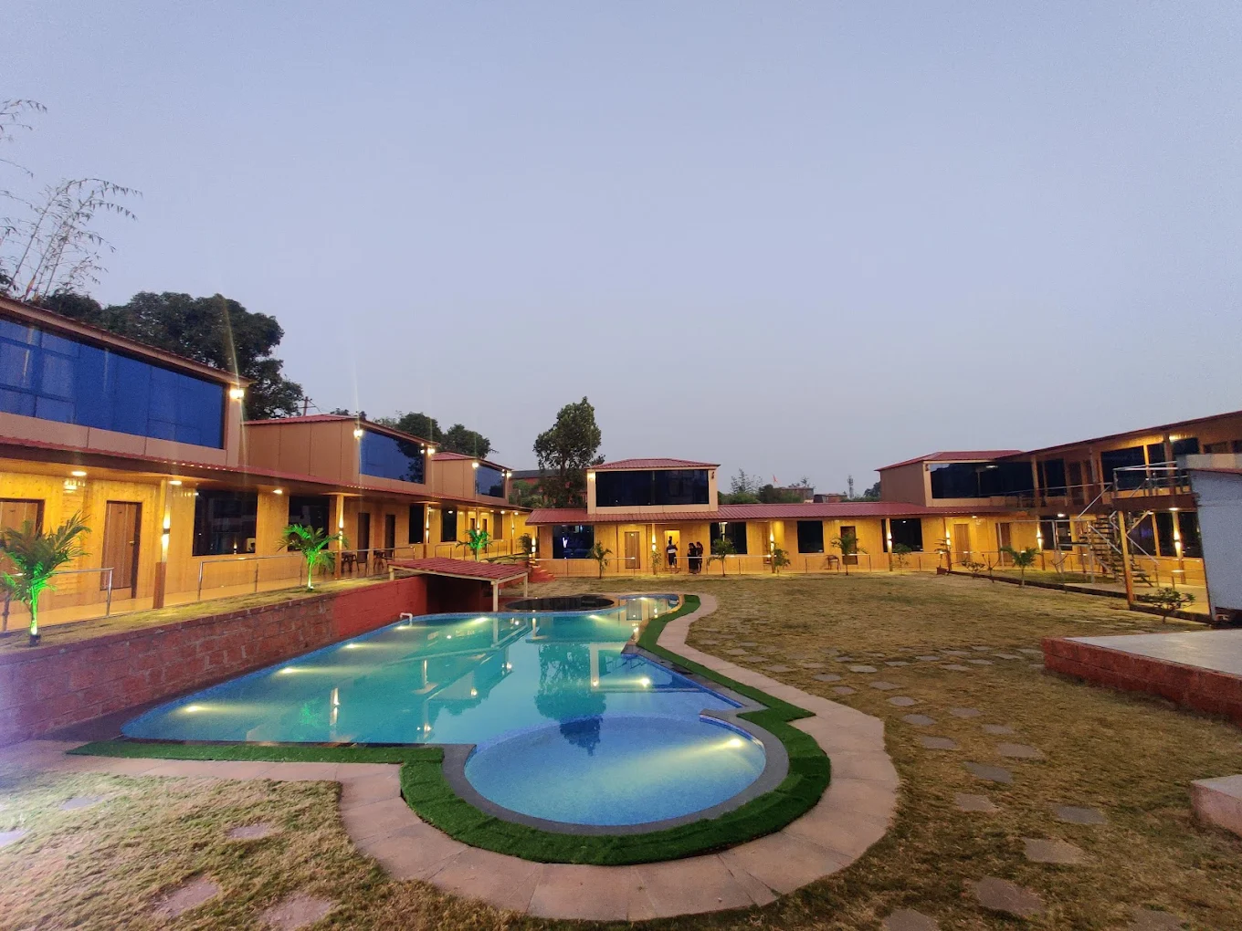 Arya Resort and Spa