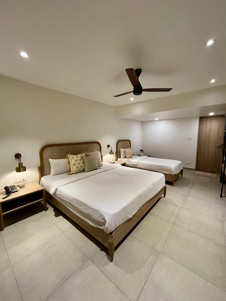 Bharat Hotel