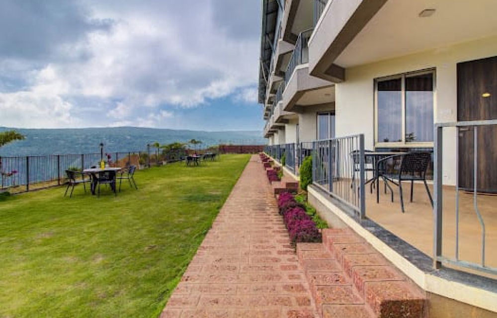 Mountain Breeze Resort, Mahabaleshwar