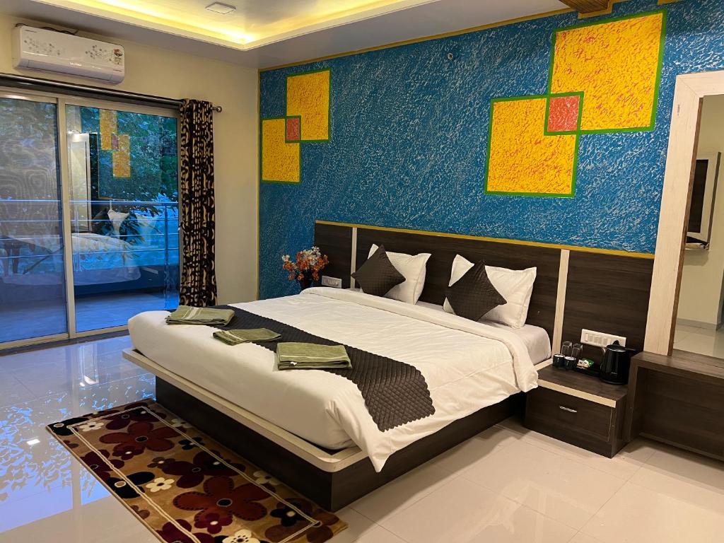 Shriyan farmhouse